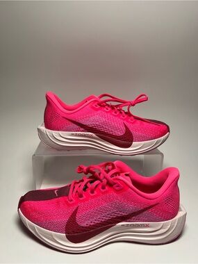 Nike Pegasus Plus $190 Hyper & Playful Pink FQ7261 603 Running Shoes Size 7